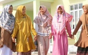 6 Tips Cantik Anak Pesantren yang Alami dan Tidak Berlebihan